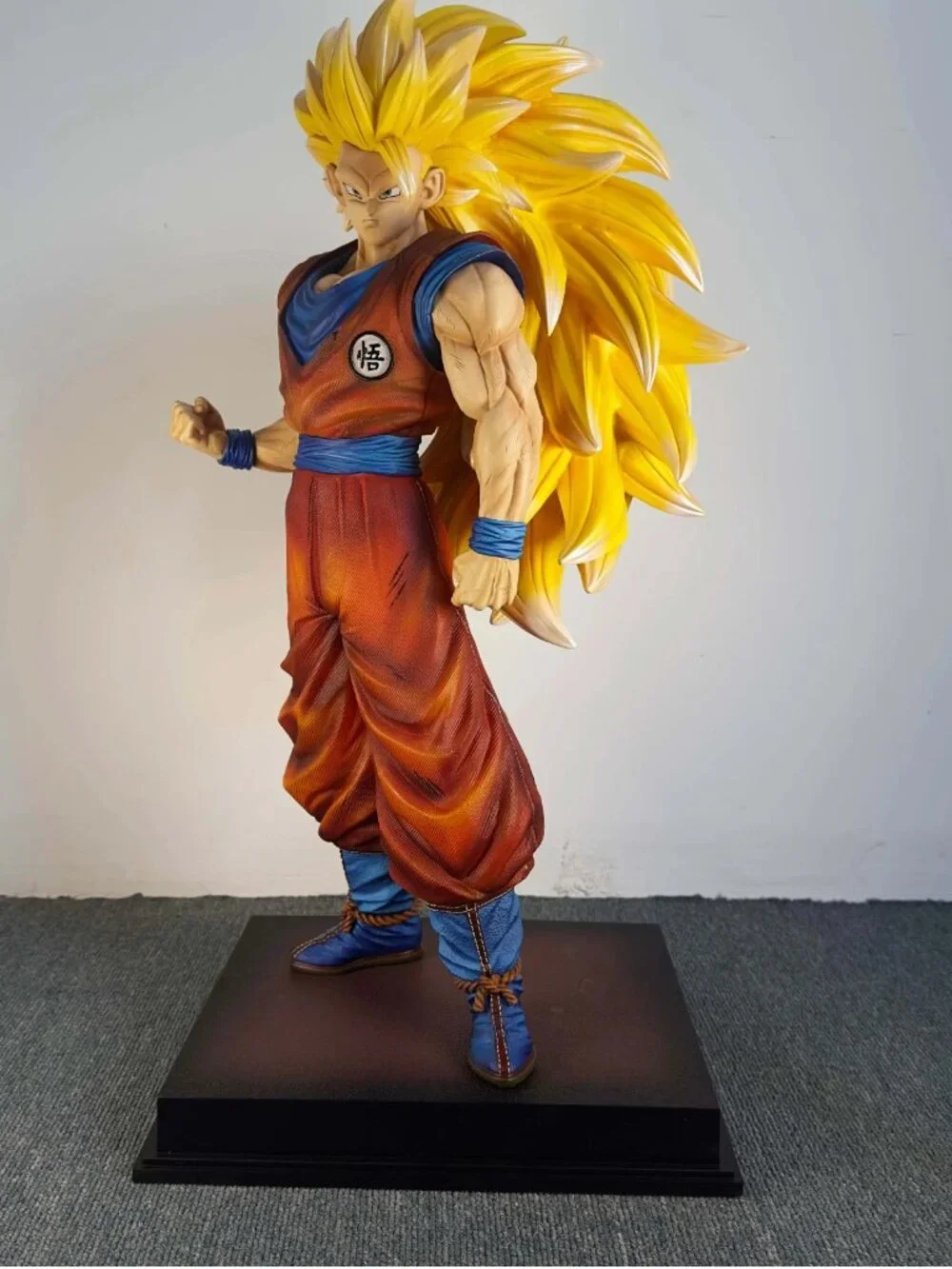 Large Anime Dragon Ball Son Goku Figure Statue Super Saiyan 3 Yellow Hair Gift